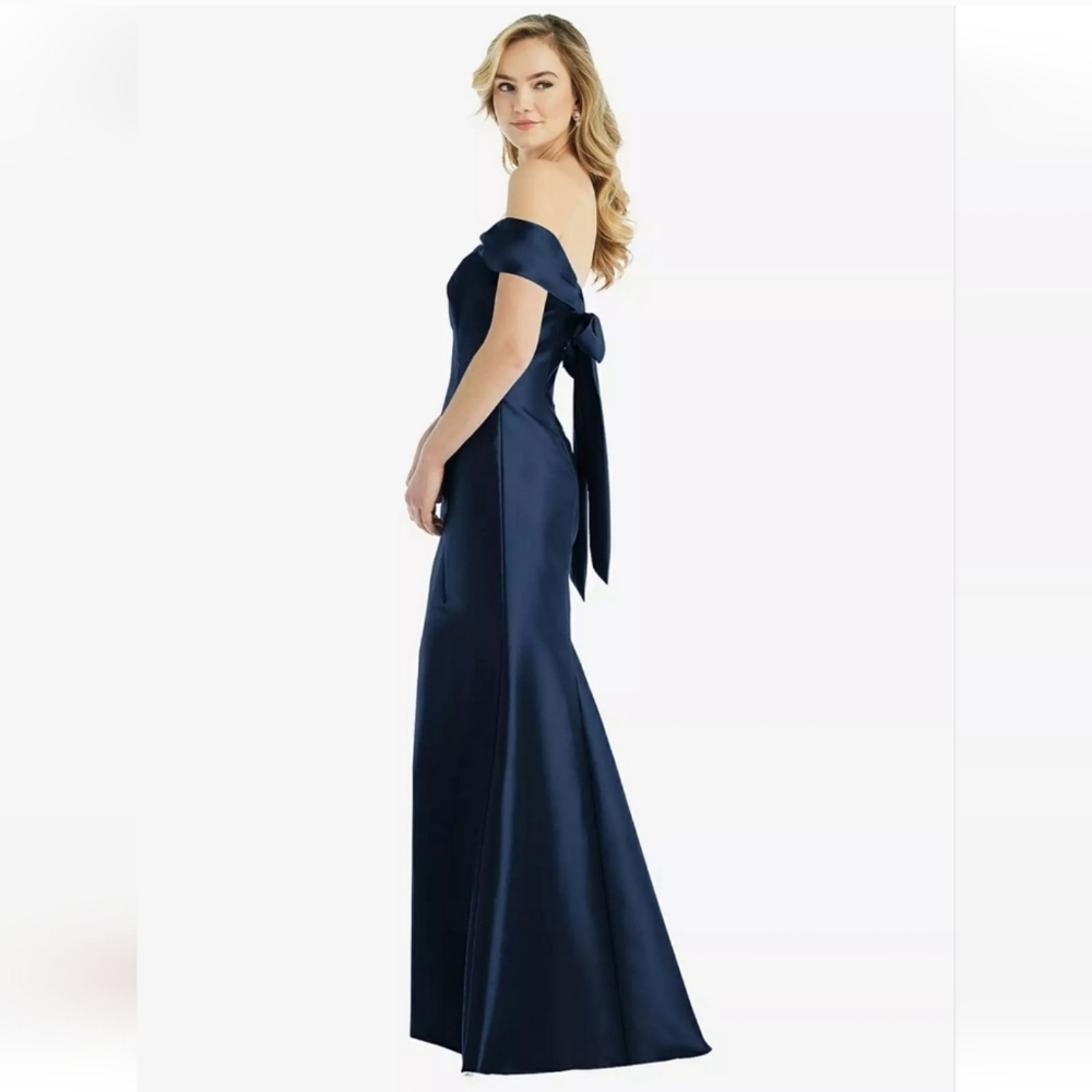 NWT ALFRED SUNG Off-The-Shoulder Bow Back Satin Trumpet Gown in Midnight Navy - Picture 3 of 12